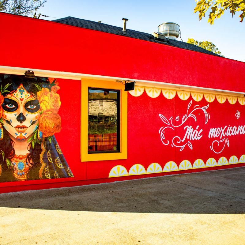 Mi Sazón — ambiente y tradición en Dallas